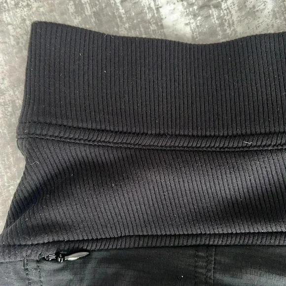 ATHLETA BLACK PANTS NYLON JOGGER POCKETS FLAIR STRETCH WAIST SIZE X SMALL 2 - Picture 7 of 11